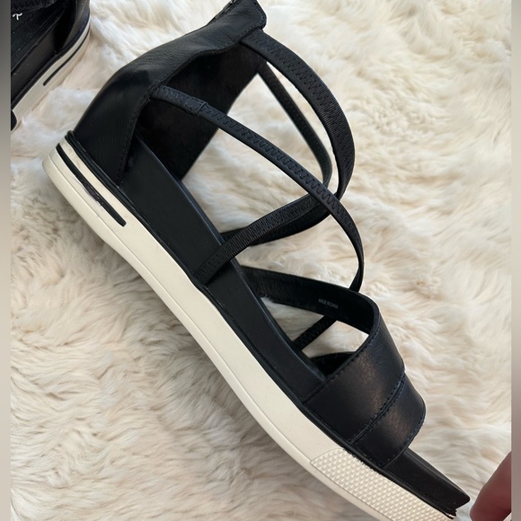 Eileen Fisher Skip Washed Leather Sneaker Sandal, Size 9.5 - Picture 2 of 4